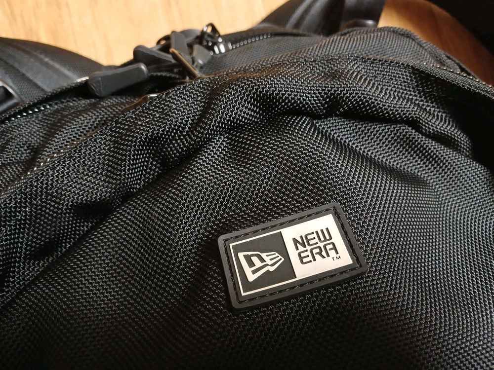 뉴에라(정품) 남성 노트북 배낭 백팩 여행 가방 (블랙) (빅 싸이즈) (상태 최상급) 이미지