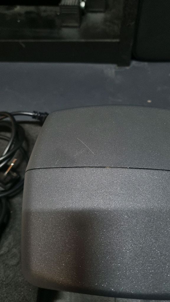 제네렉 8030B+소리지오 방진패드 이미지