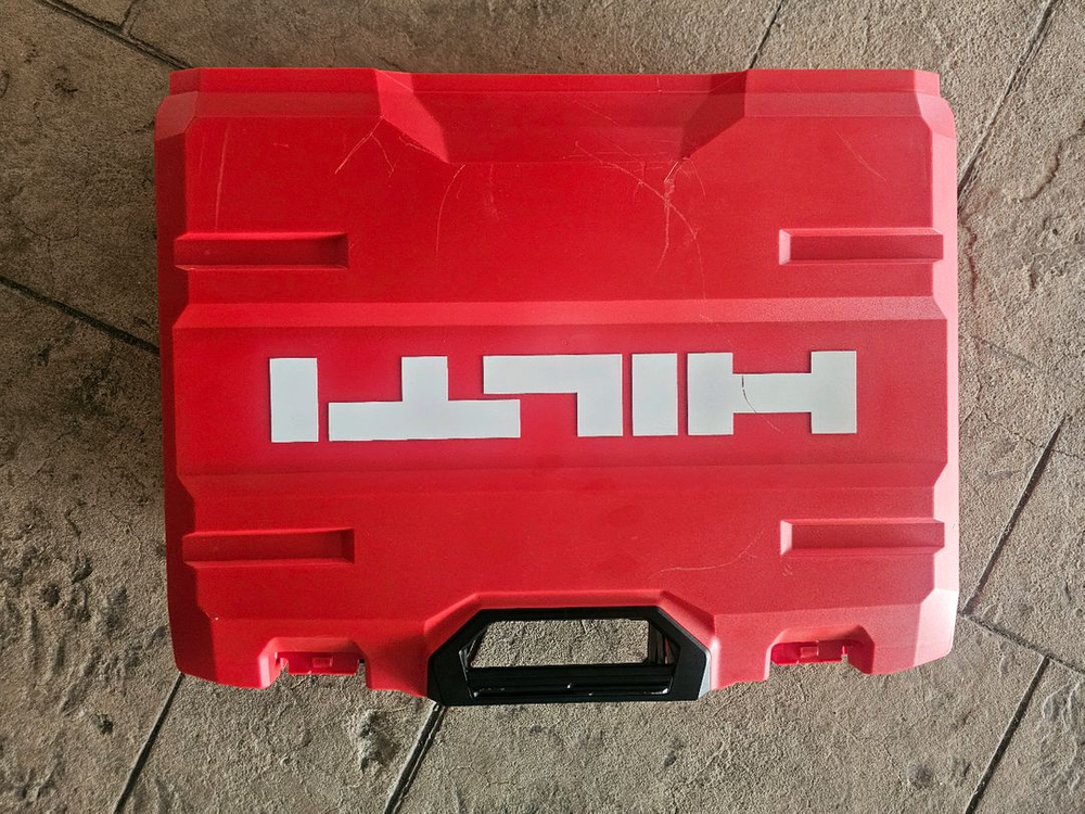 힐티 bx3 콘크리트 타정기 충전기 배터리새거입니다 이미지