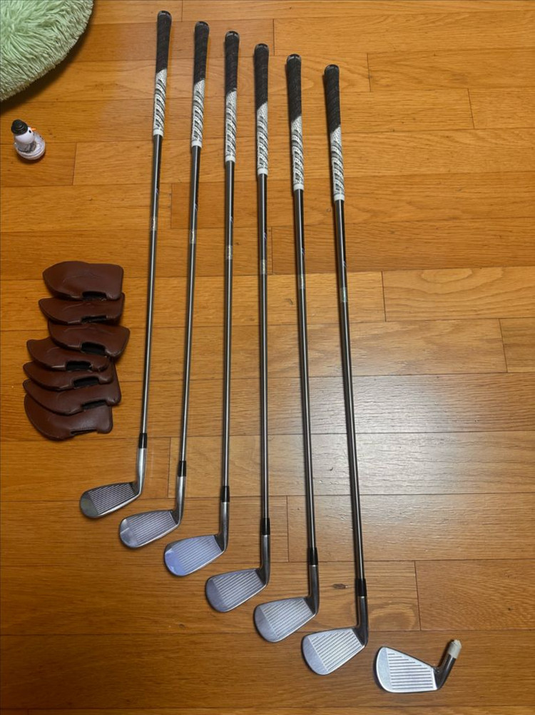 미즈노 MP-15 아이언 세트 (4-PW) 판매합니다. 이미지
