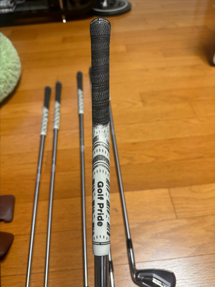 미즈노 MP-15 아이언 세트 (4-PW) 판매합니다. 이미지