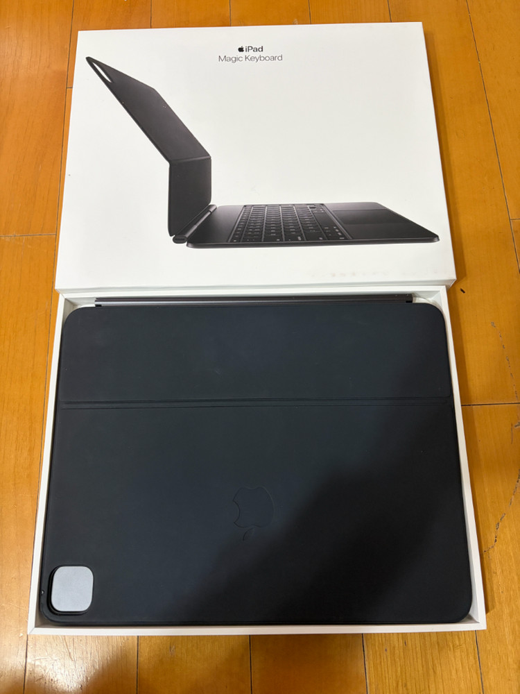 보증O) 아이패드 프로 13인치 M4 M5 매직키보드 블랙 풀박스 이미지