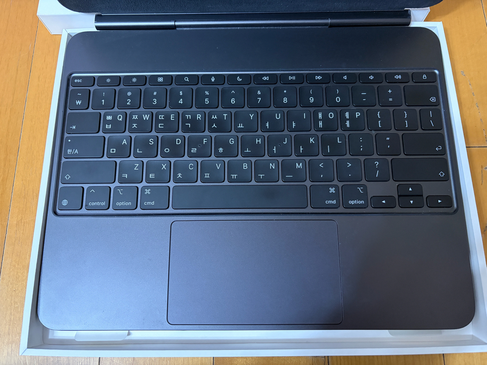 보증O) 아이패드 프로 13인치 M4 M5 매직키보드 블랙 풀박스 이미지