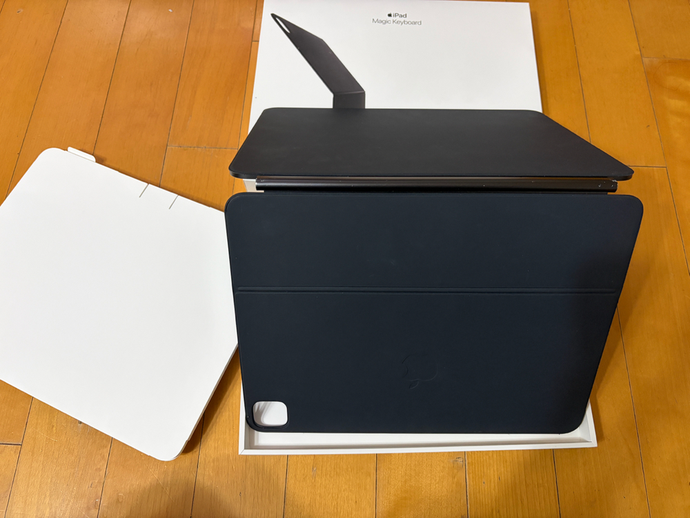 보증O) 아이패드 프로 13인치 M4 M5 매직키보드 블랙 풀박스 이미지