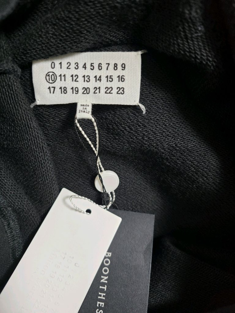 메종 마르지엘라 후디 이미지