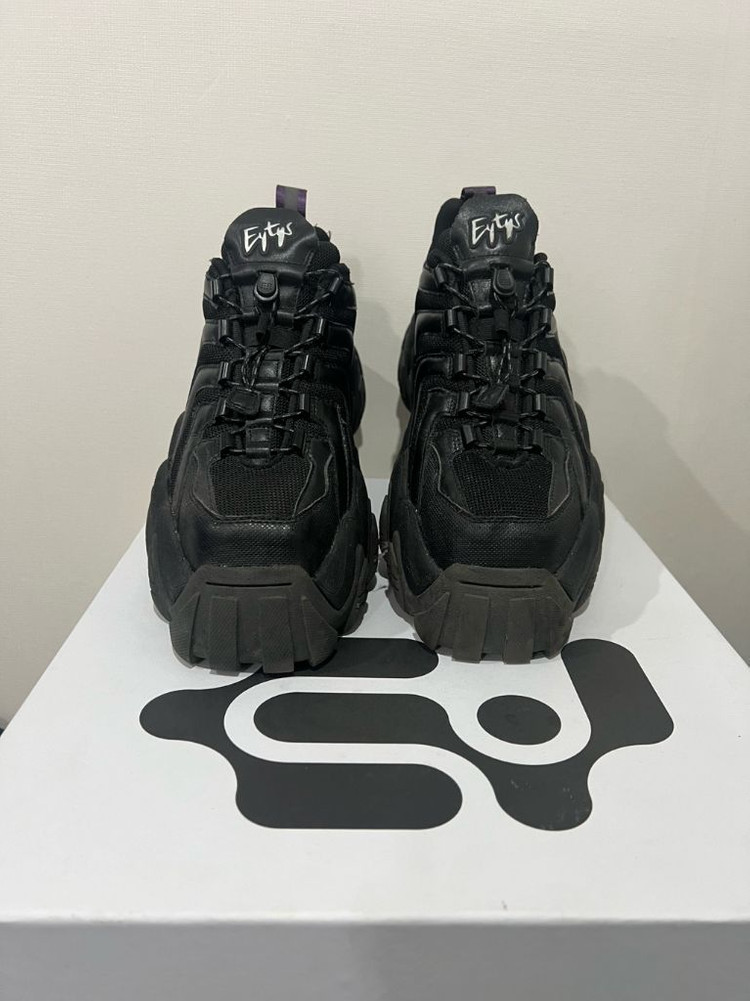 이티스 헤일로 신발 이미지