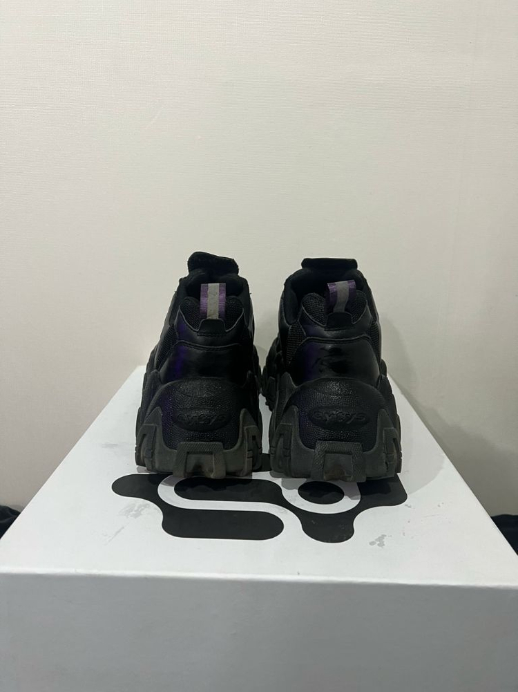 이티스 헤일로 신발 이미지