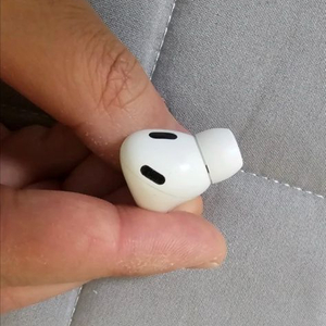 에어팟 프로 2세대 8핀 오른쪽 유닛 이미지