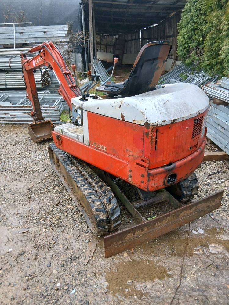 LG 1톤미니굴삭기 정상작동 이미지