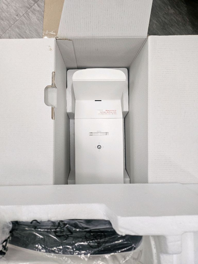 LG 씨네빔 빔프로젝터 HF85LA 풀박스 이미지