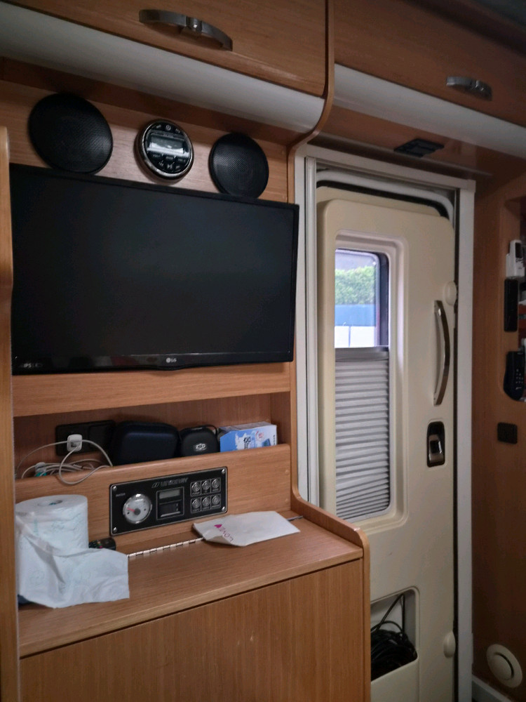 캠핑카 팔아요 이미지