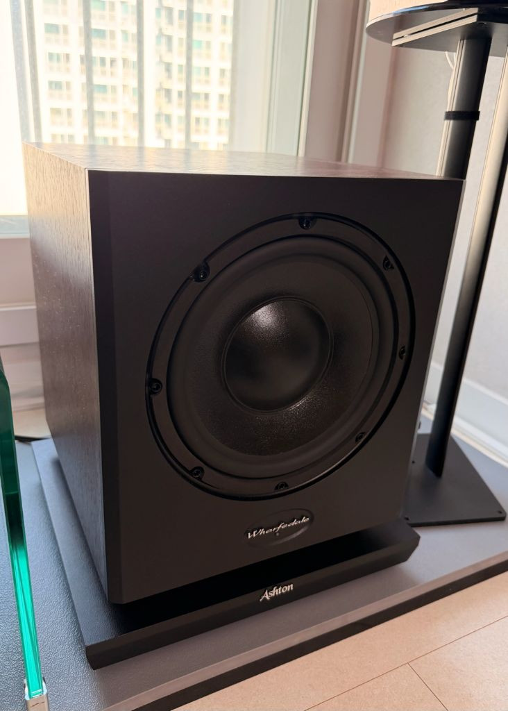 모니터오디오 실버100, 실버C150 센터스피커, 브론즈 FX 서라운드스피커 , 와피데일 서브우퍼 등 이미지