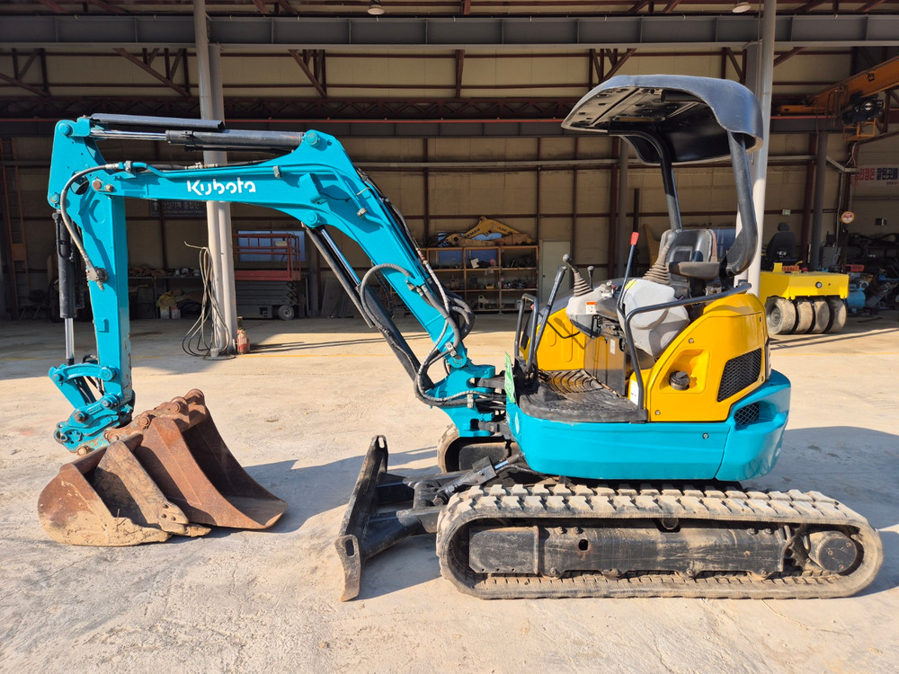 구보다 미니 굴삭기 U30 2014년식 8300시간 가동 장비 이미지