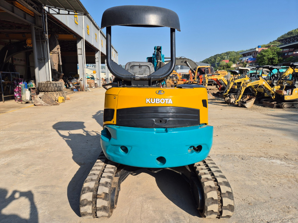 구보다 미니 굴삭기 U30 2014년식 8300시간 가동 장비 이미지