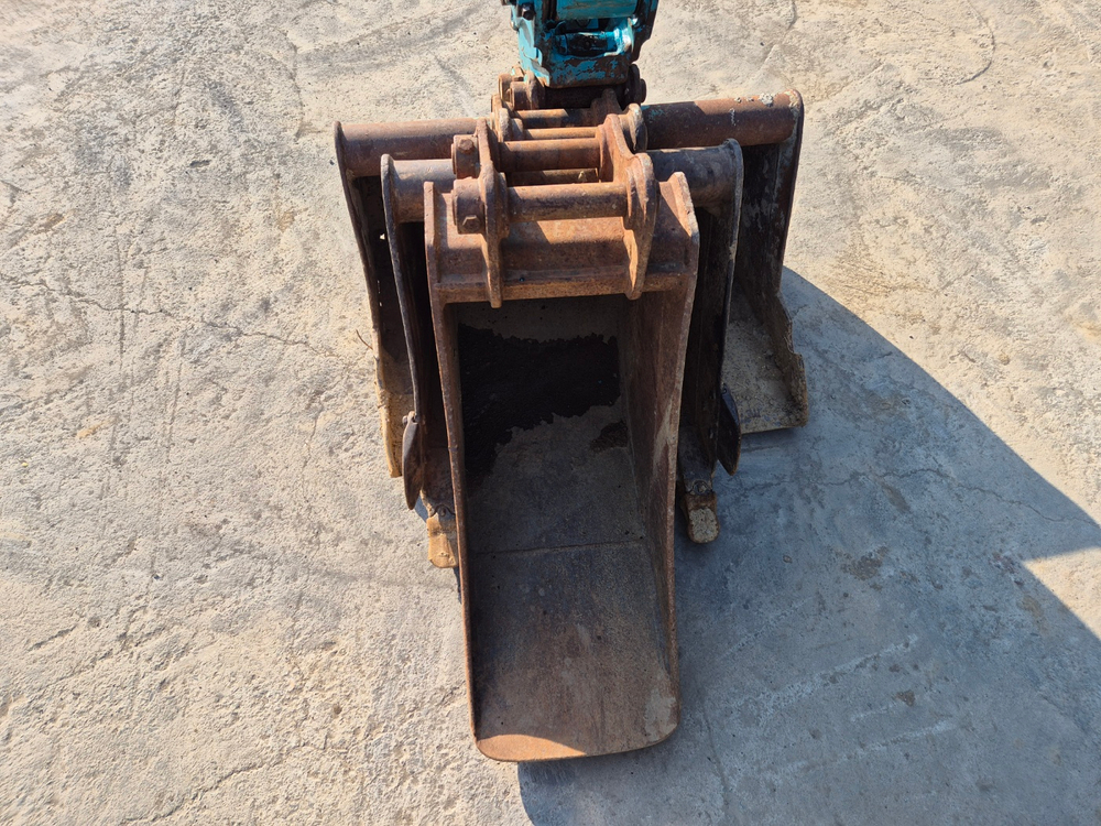 구보다 미니 굴삭기 U30 2014년식 8300시간 가동 장비 이미지