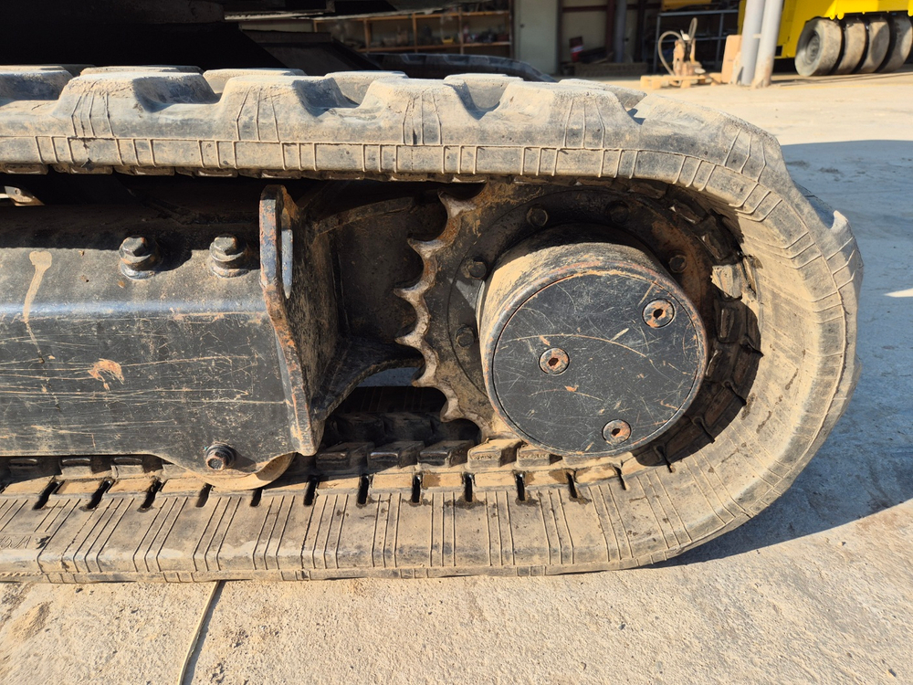 구보다 미니 굴삭기 U30 2014년식 8300시간 가동 장비 이미지