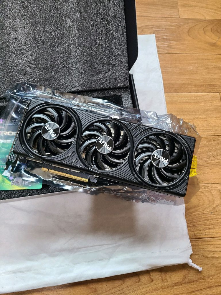 PALIT RTX 5060ti 16GB 3팬 팝니다 이미지
