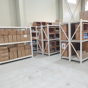 쇼핑몰 공장 창고 매장용 철제다이 철제선반 무볼트앵글 새제품 이미지