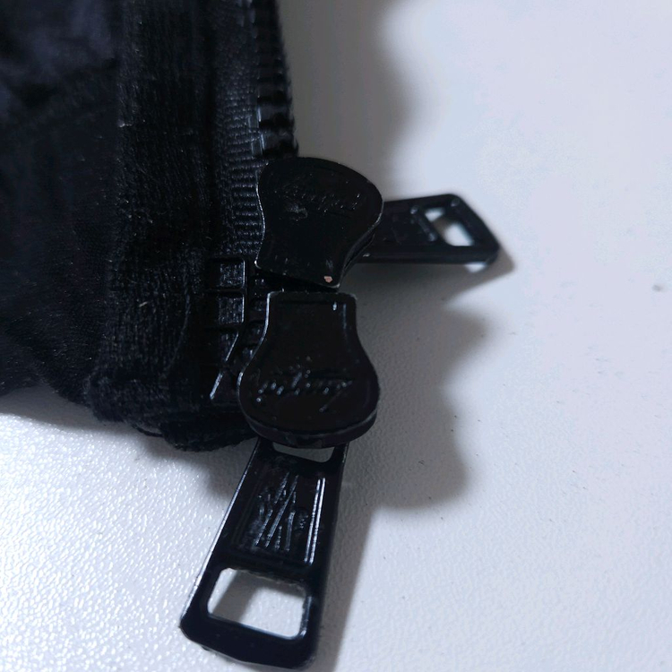 몽클레어 후드집업 점퍼 이미지