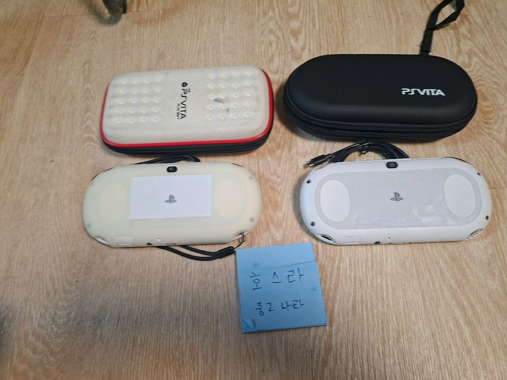 ps vita 2세대 정발 화이트 512gb 개당 가격 엄청 깨끗함 이미지