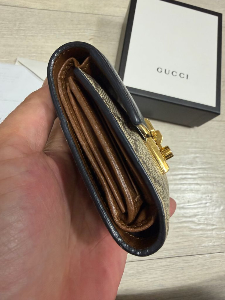 구찌 패드락 GG 수프림 캔버스 반지갑 영수증포함 풀박스 80만짜리 이미지