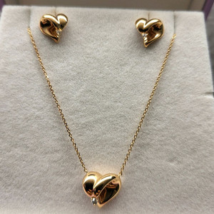 골든듀 하트페탈즈 18k 다이아 목걸이 귀걸이 세트 이미지