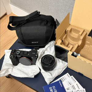 소니 A7C2 (A7CM2) 미러리스 카메라 + 28-60 렌즈 상자만 개봉 이미지