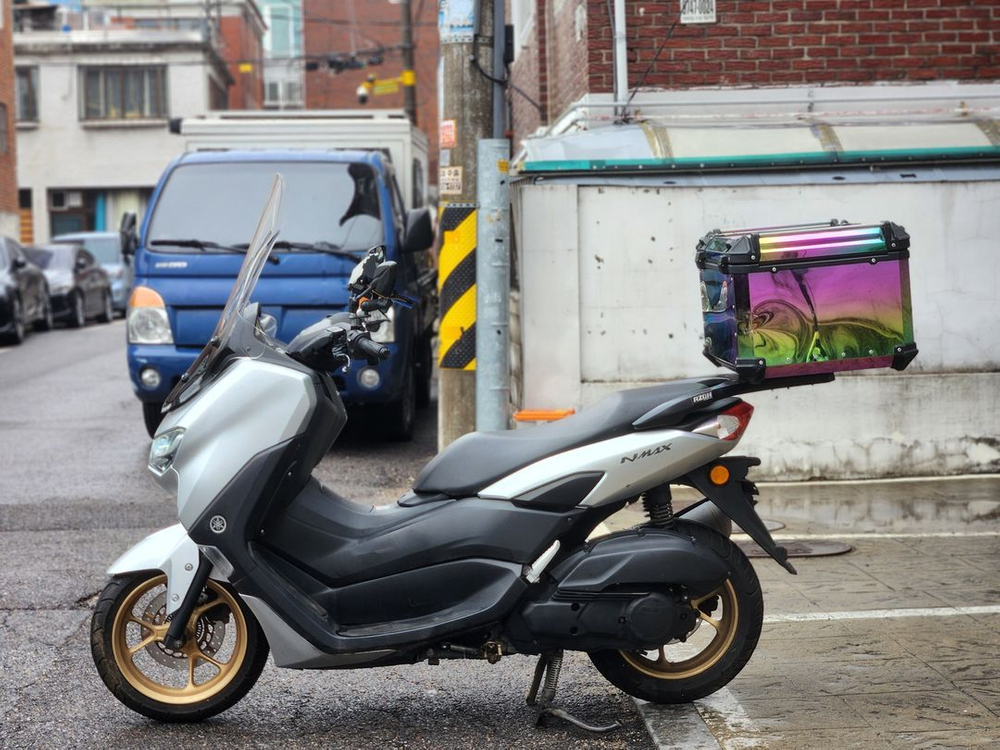 22년식/nmax125cc/배달세팅/5만/전체적으로깔끔하고컨디션좋은차량팝 이미지
