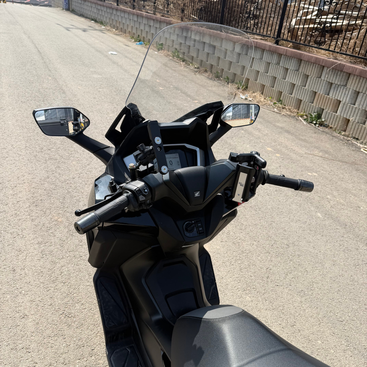 혼다 포르자350 25년식 2만키로 배달 셋팅 저렴하게 판매합니다! 이미지