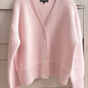 피브레노 브이넥 캐시미어 가디건 니트 핑크 s 새상품 /fibreno 베이비핑크 도톰 캐시미어가디건 브이넥가디건 이미지