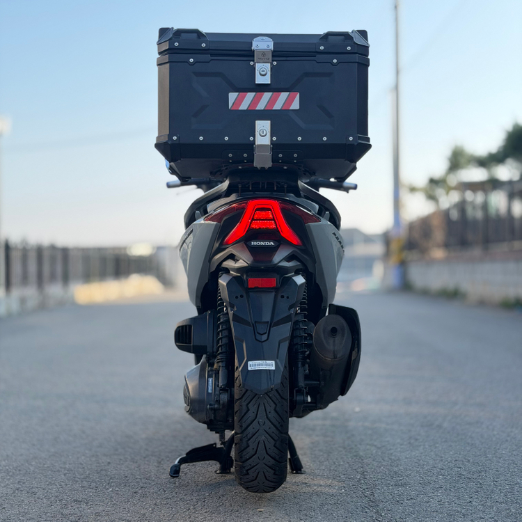 혼다 포르자350 25년식 1만6천키로 A급 배달셋팅 판매합니다! 이미지