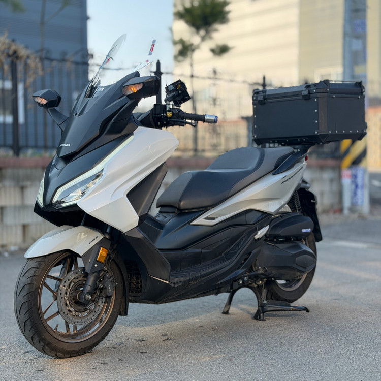 혼다 포르자350 25년식 1만6천키로 A급 배달셋팅 판매합니다! 이미지