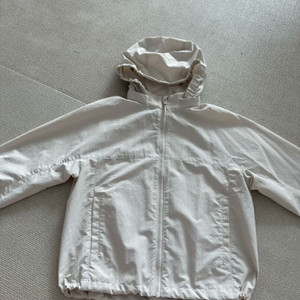 유니클로 바람막이 반팔티2 120 사이즈 이미지