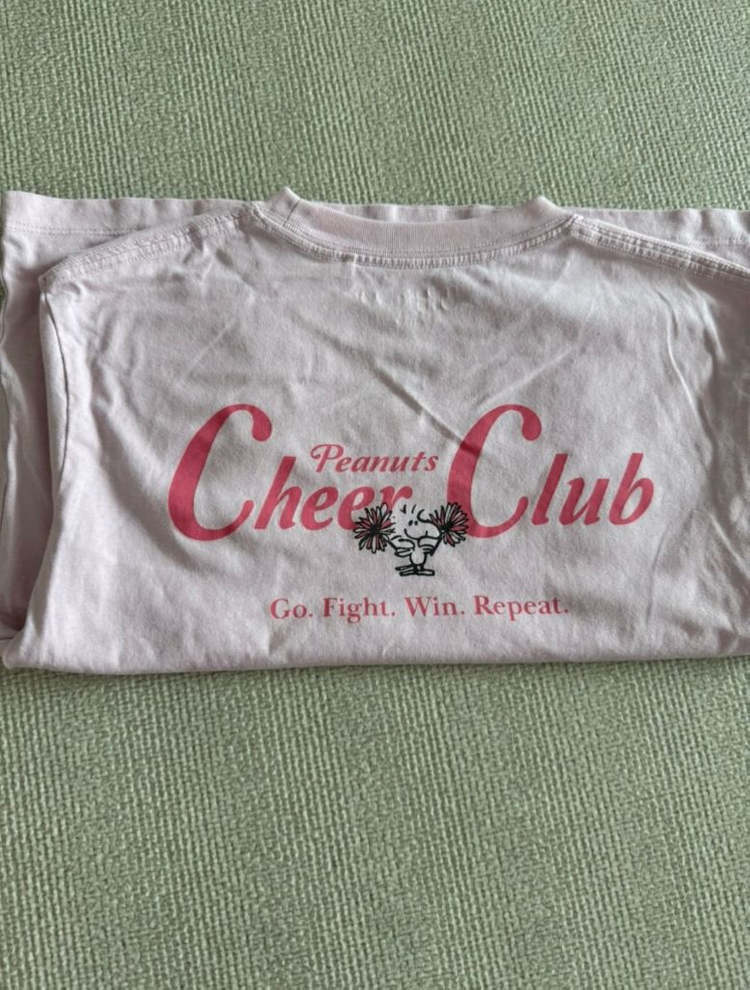 유니클로 바람막이 반팔티2 120 사이즈 이미지