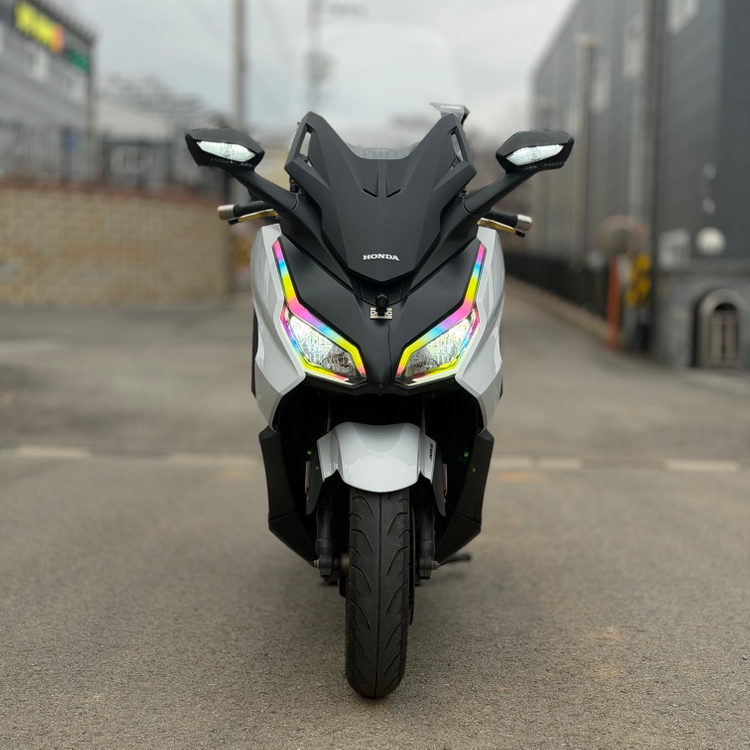 혼다 포르자350 25년식 1만키로 2채널 블박 배달셋팅 판매합니다 이미지