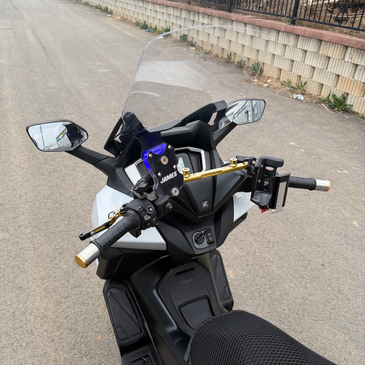 혼다 포르자350 25년식 1만키로 2채널 블박 배달셋팅 판매합니다 이미지