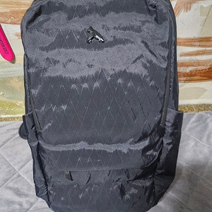 GEOMETRIC GROUND SOUND 백팩 이미지