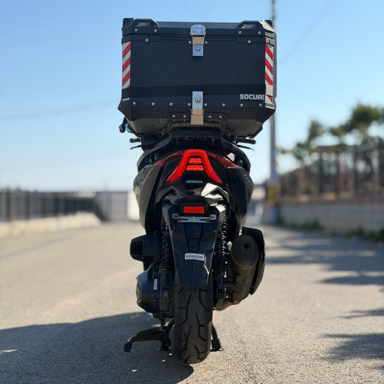 혼다 포르자350 25년식 2만4천km 배달셋팅 저렴하게 판매합니다! 이미지