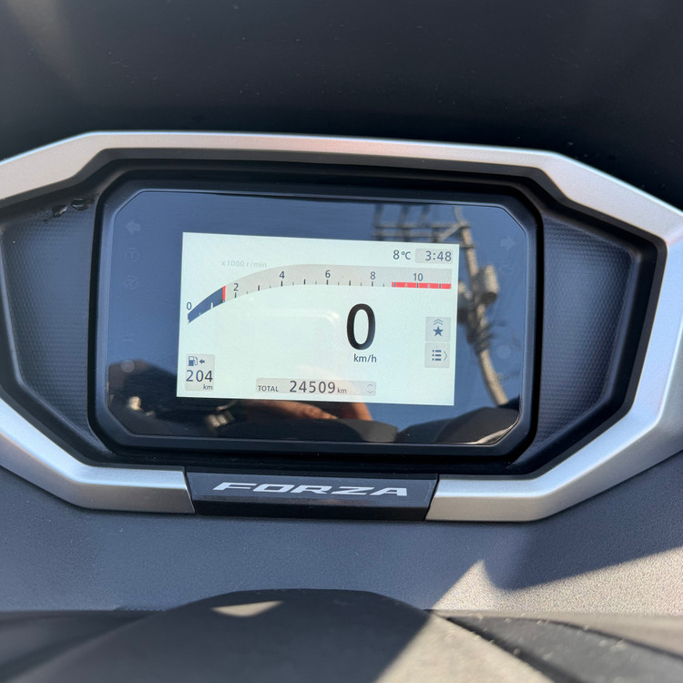 혼다 포르자350 25년식 2만4천km 배달셋팅 저렴하게 판매합니다! 이미지