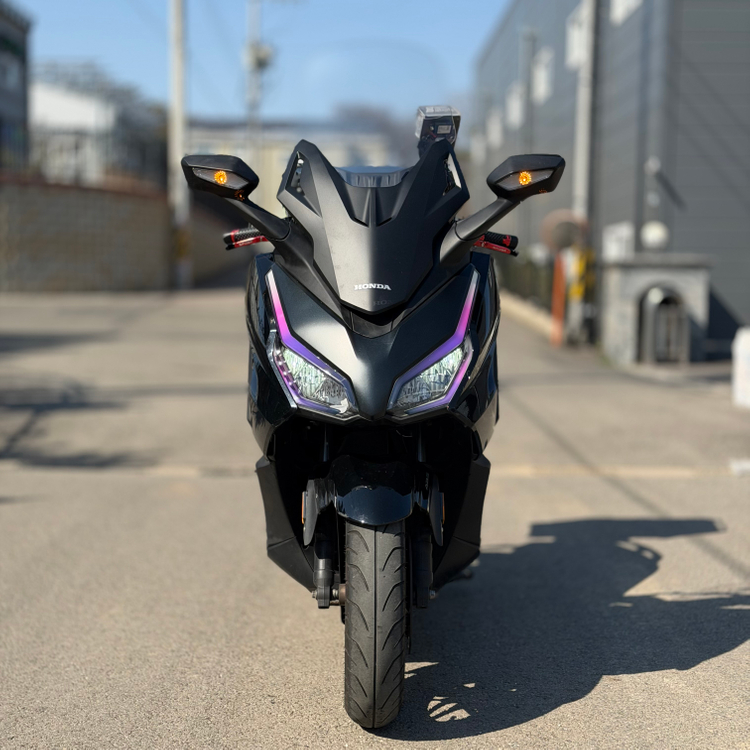 신차보증! 혼다 포르자350 25년식 1만7천km 배달셋팅 저렴하게 판매합니다 이미지