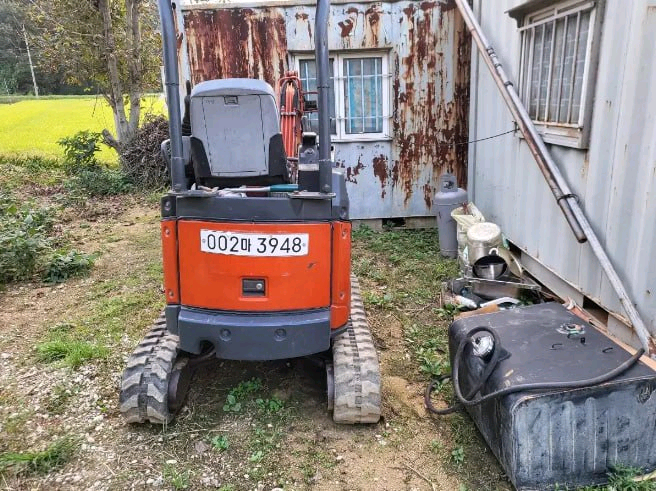 히타치017 미니 굴삭기 이미지