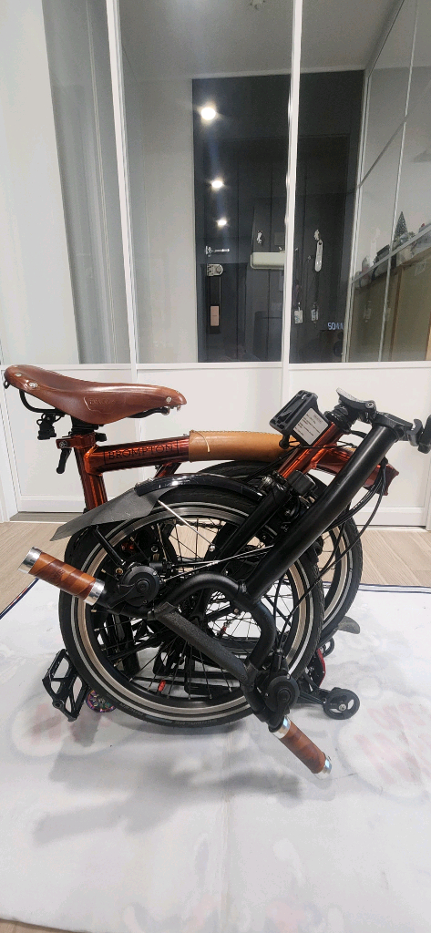 2023 브롬톤 c라인 프레임라커 이미지