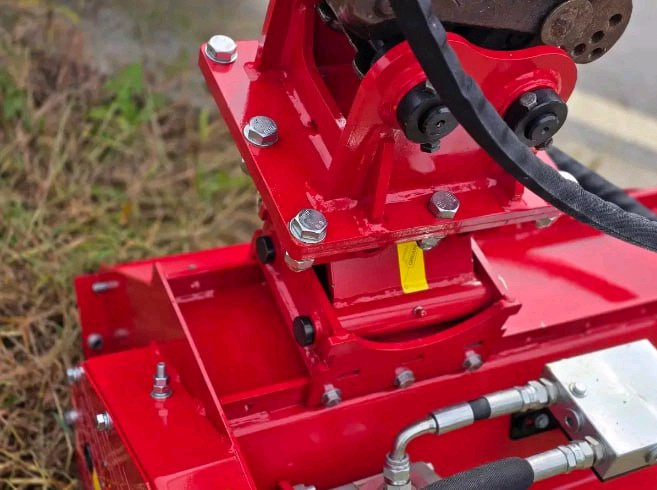 미니굴삭기예초기 이미지