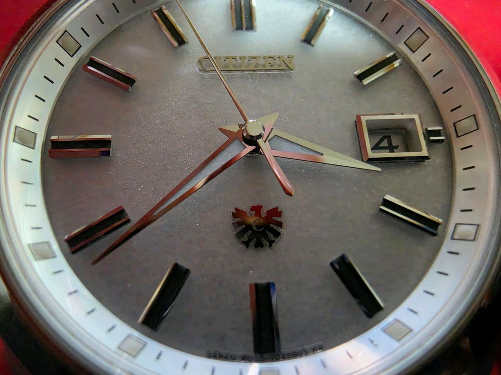 더시티즌 닥종이 AQ4091-56a 시계 단품손목둘레 17cm 까지 가능11시방향 눈에띄는 기스 사진참조.그외 생활 이미지