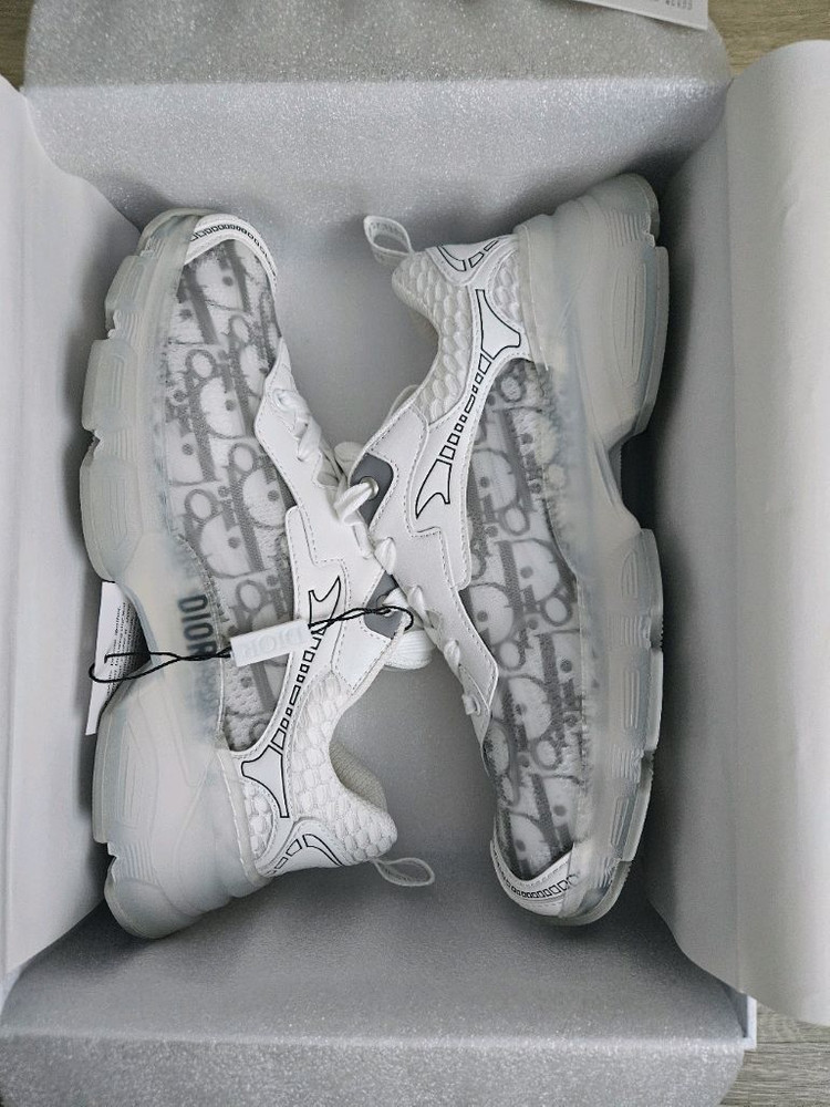 디올 바이브 스니커즈 40사이즈 풀박스 이미지