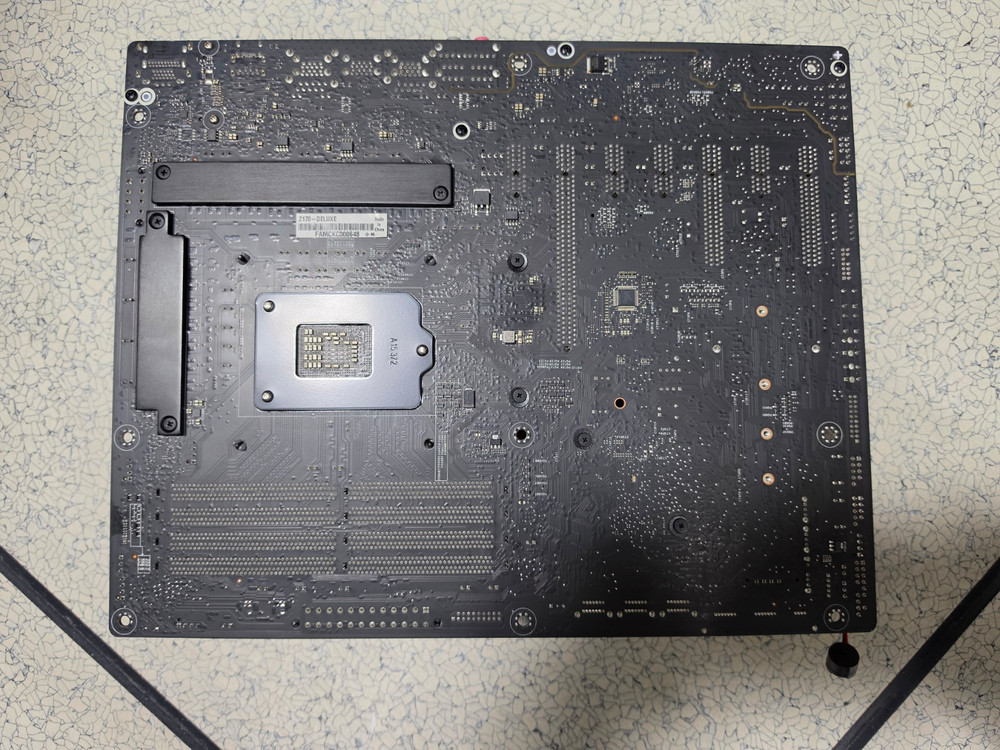 [일괄 판매] i7 6700 CPU + ASUS Z170-Deluxe ATX 메인보드 + M.2 SSD 256GB 이미지