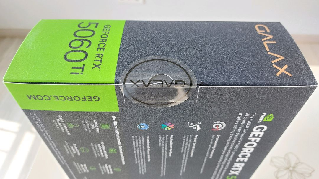 미개봉 갤럭시 GALAX RTX 5060 Ti BLACK OC Classic D7 8GB 신품 팝니다 이미지