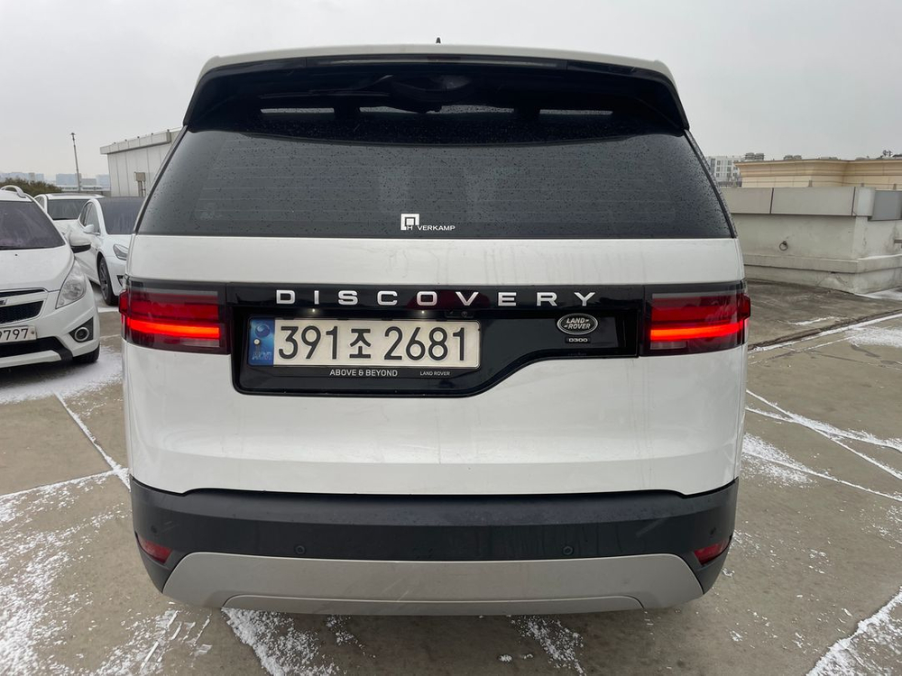 랜드로버 디스커버리 5 D300 HSE 22년02월 118661km 완전무사고 베이지시트 입니다. 이미지
