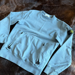 스톤아일랜드 맨투맨 블루 156cm/12y 이미지