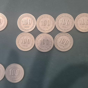 1973년, 1980년 100원 동전 세트 (1973년 8개, 1980년 2개) 이미지